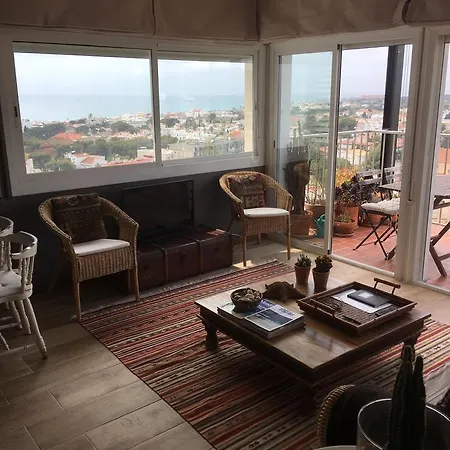Sea Views Penthouse * 시체스